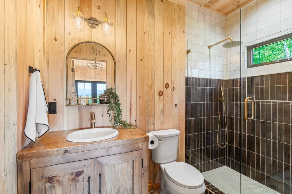 11758 Chatsworth Hwy, Ellijay GA 30540 - Photo