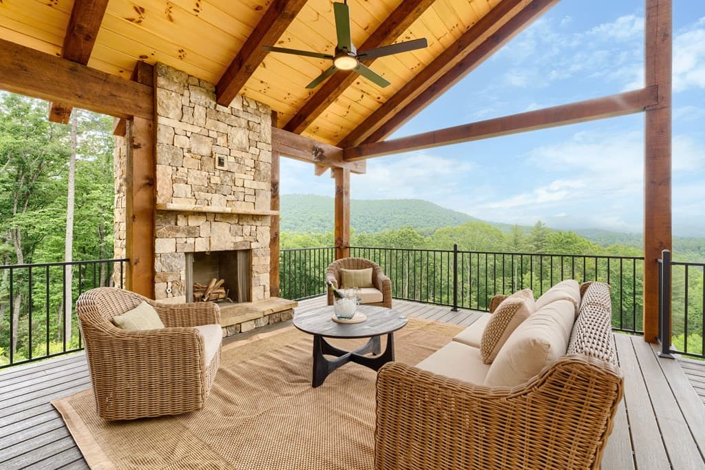 11758 Chatsworth Hwy, Ellijay GA 30540 - Photo