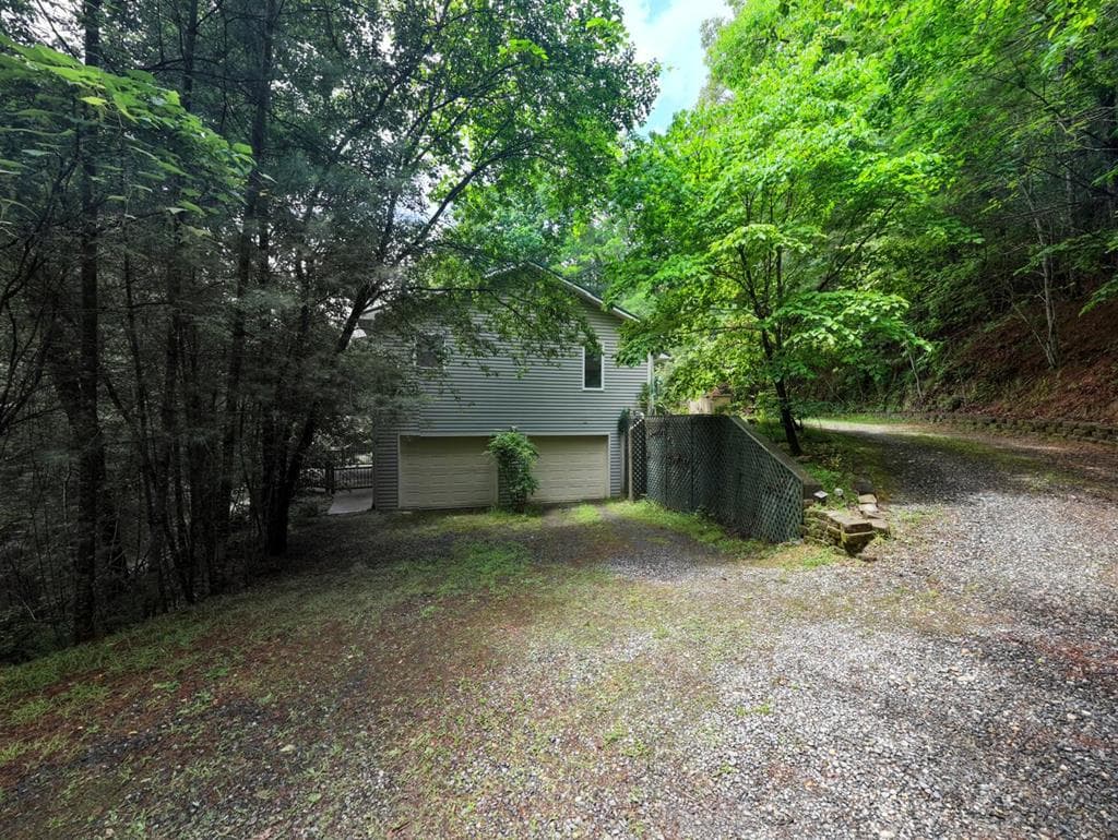 61 Amelia Lane, Blue Ridge GA 30513 - Photo