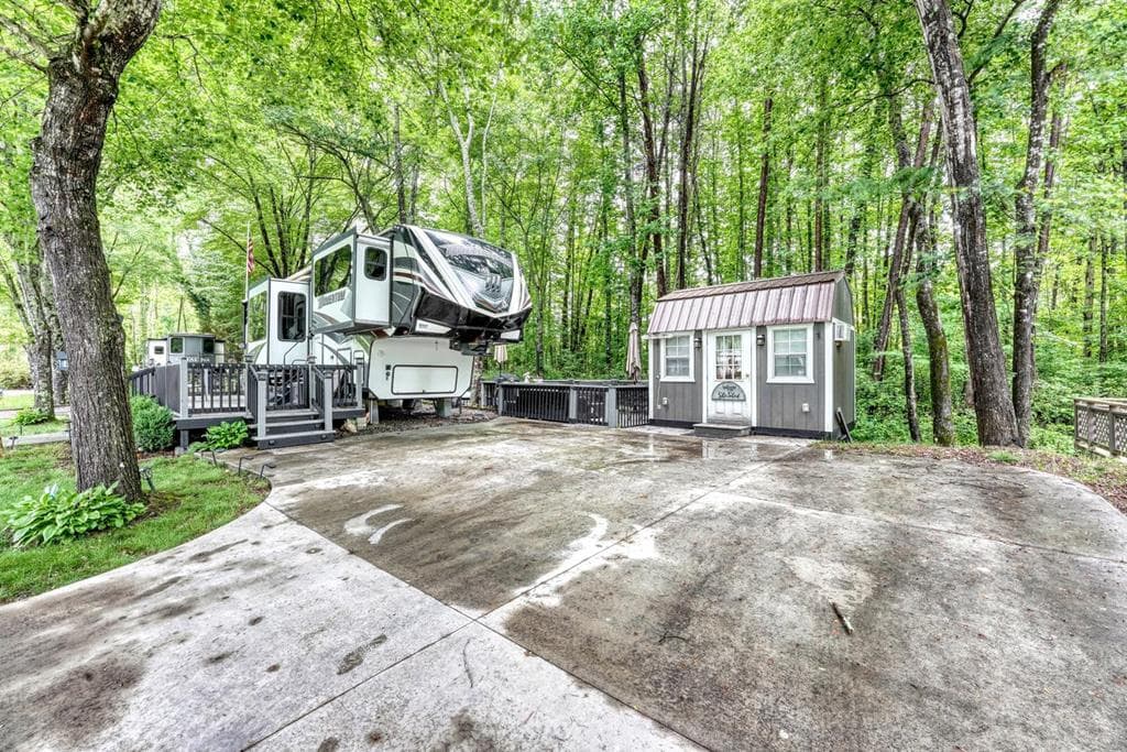 73 Moccasin Lane, Blairsville GA 30512 - Photo
