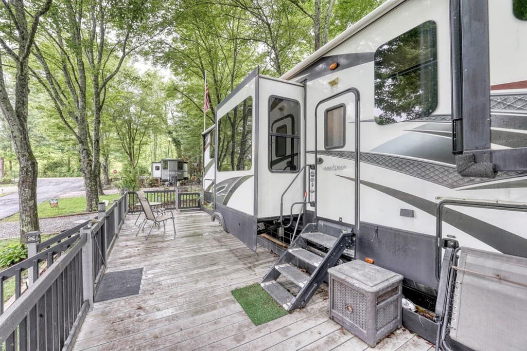 73 Moccasin Lane, Blairsville GA 30512 - Photo