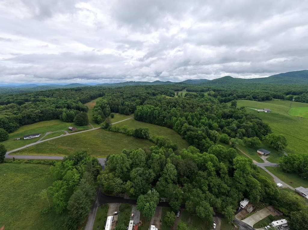 73 Moccasin Lane, Blairsville GA 30512 - Photo