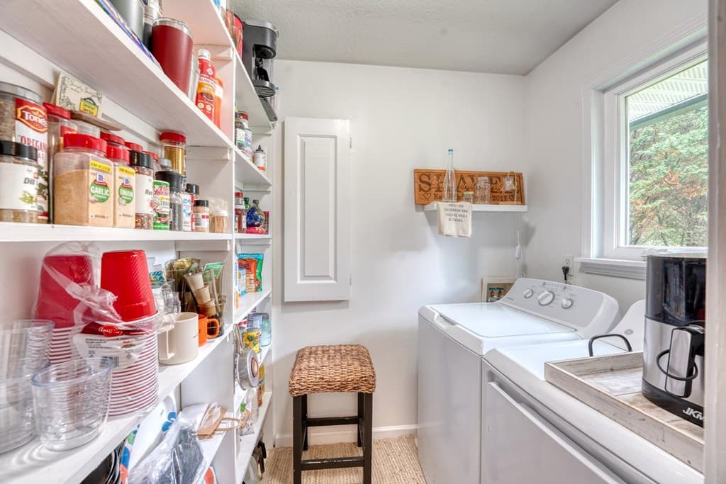 33 Tusquittee Valley Lane, Hayesville NC 28904 - Photo