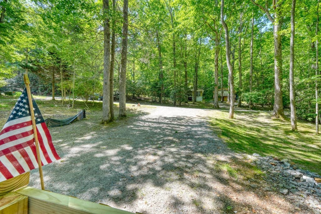 463 Wahu Hu Drive, Hiawassee GA 30546 - Photo