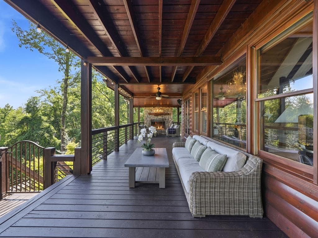 135 Bandit Lane, Blue Ridge GA 30513 - Photo