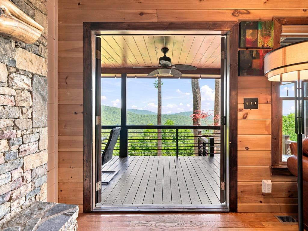 135 Bandit Lane, Blue Ridge GA 30513 - Photo