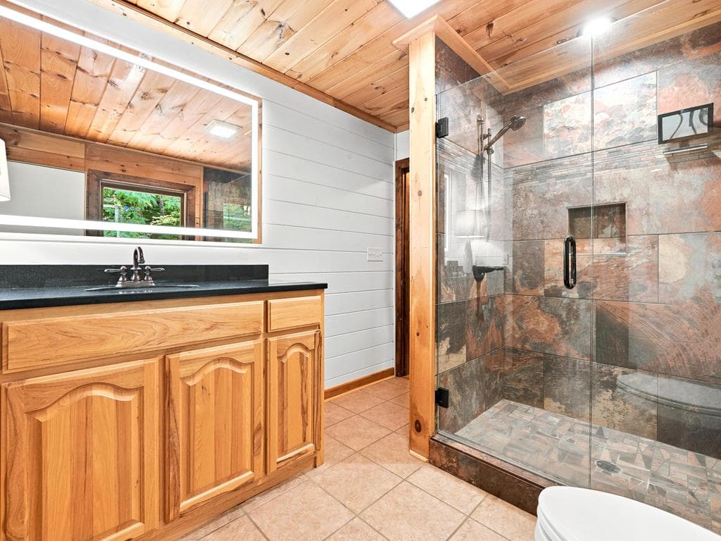 135 Bandit Lane, Blue Ridge GA 30513 - Photo