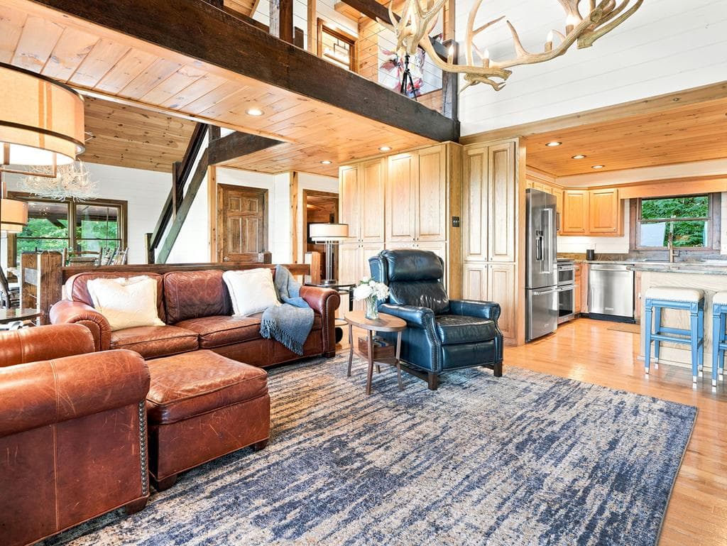 135 Bandit Lane, Blue Ridge GA 30513 - Photo