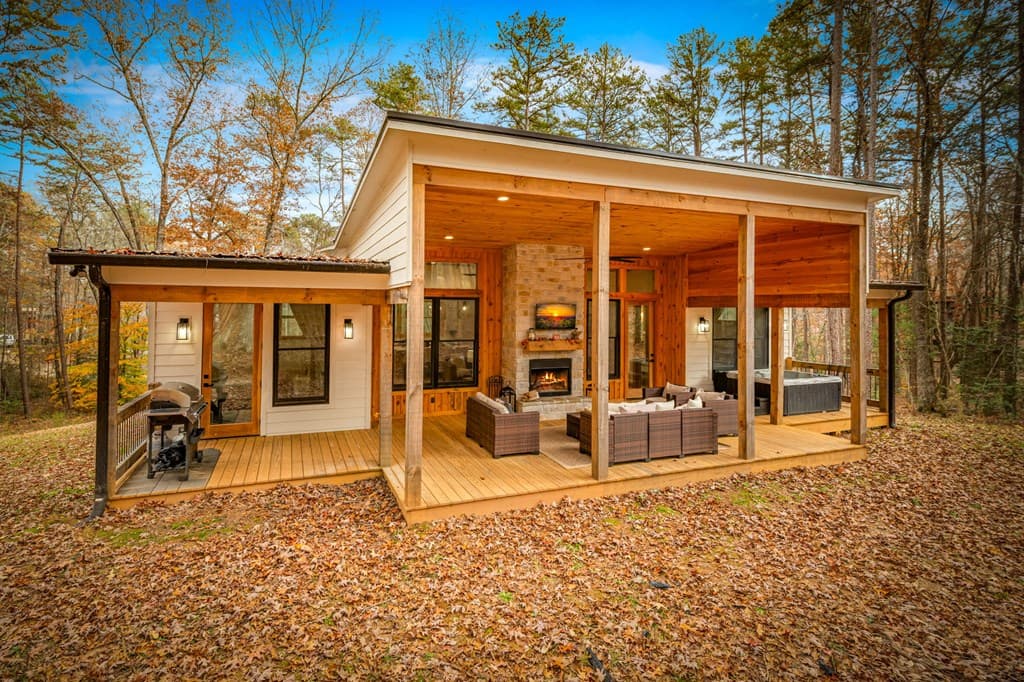 649 Lees Ride, Mccaysville GA 30555 - Photo