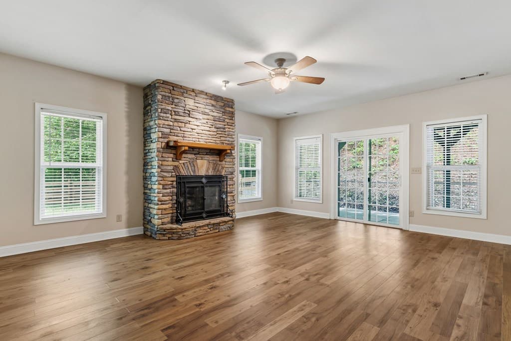201 Oakawana Trail, Blue Ridge GA 30513 - Photo