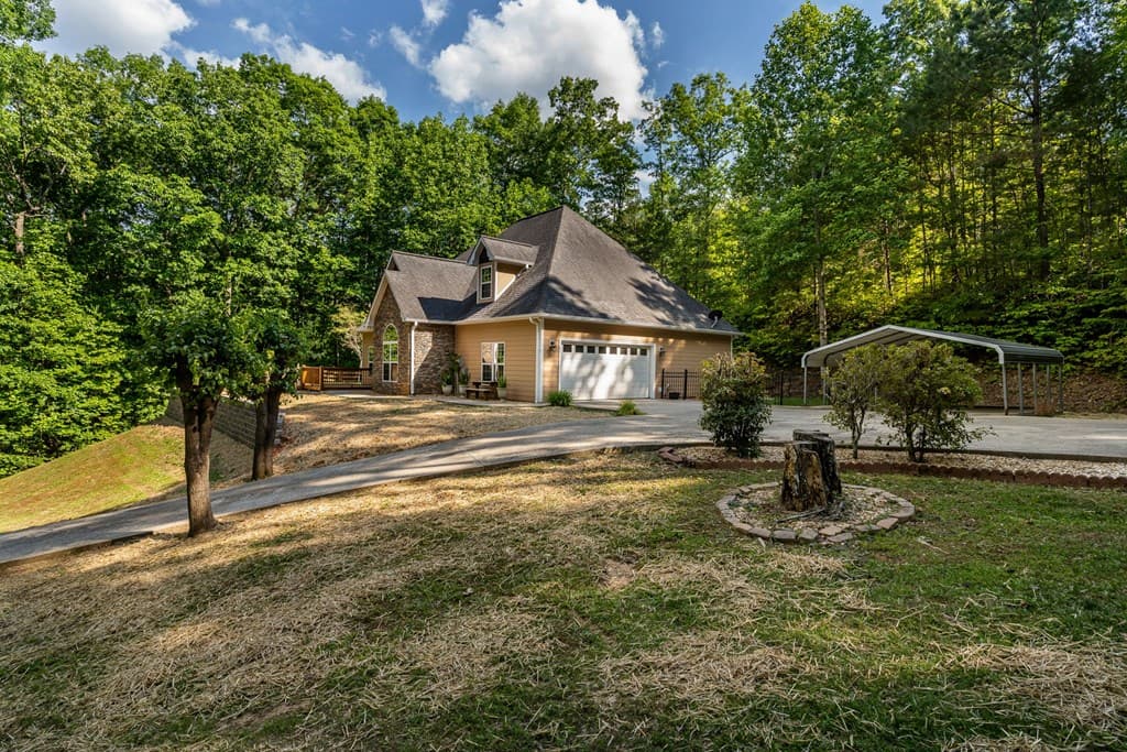 201 Oakawana Trail, Blue Ridge GA 30513 - Photo