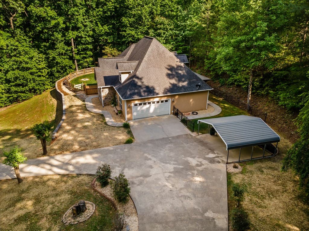 201 Oakawana Trail, Blue Ridge GA 30513 - Photo