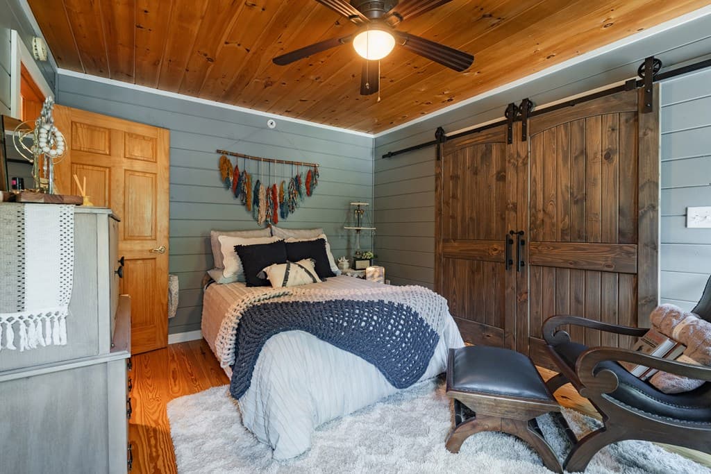 270 Stone Lane, Blue Ridge GA 30513 - Photo