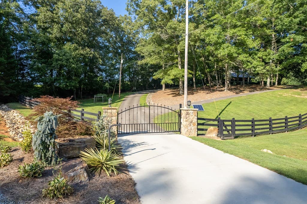 270 Stone Lane, Blue Ridge GA 30513 - Photo