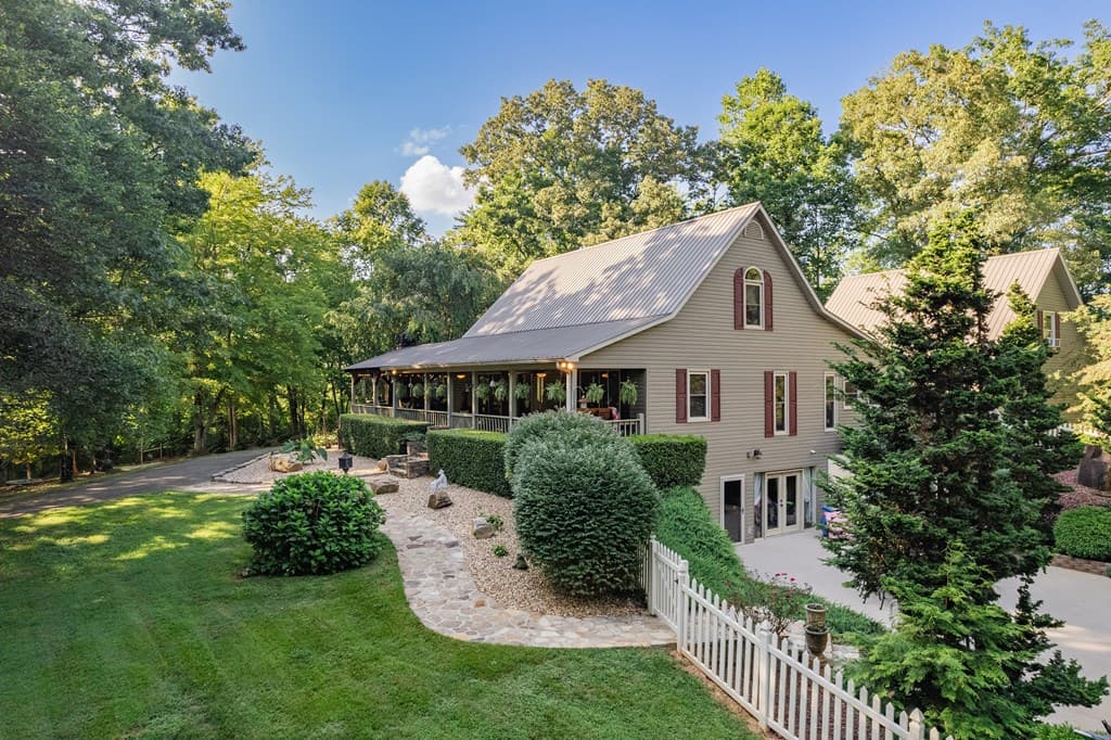 270 Stone Lane, Blue Ridge GA 30513 - Photo