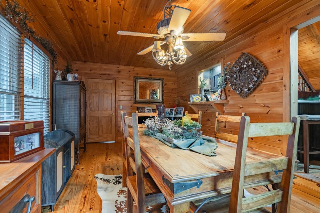 270 Stone Lane, Blue Ridge GA 30513 - Photo