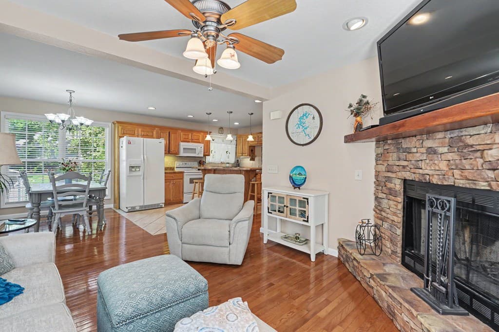 2255 Thunder Oak, Young Harris GA 30582 - Photo