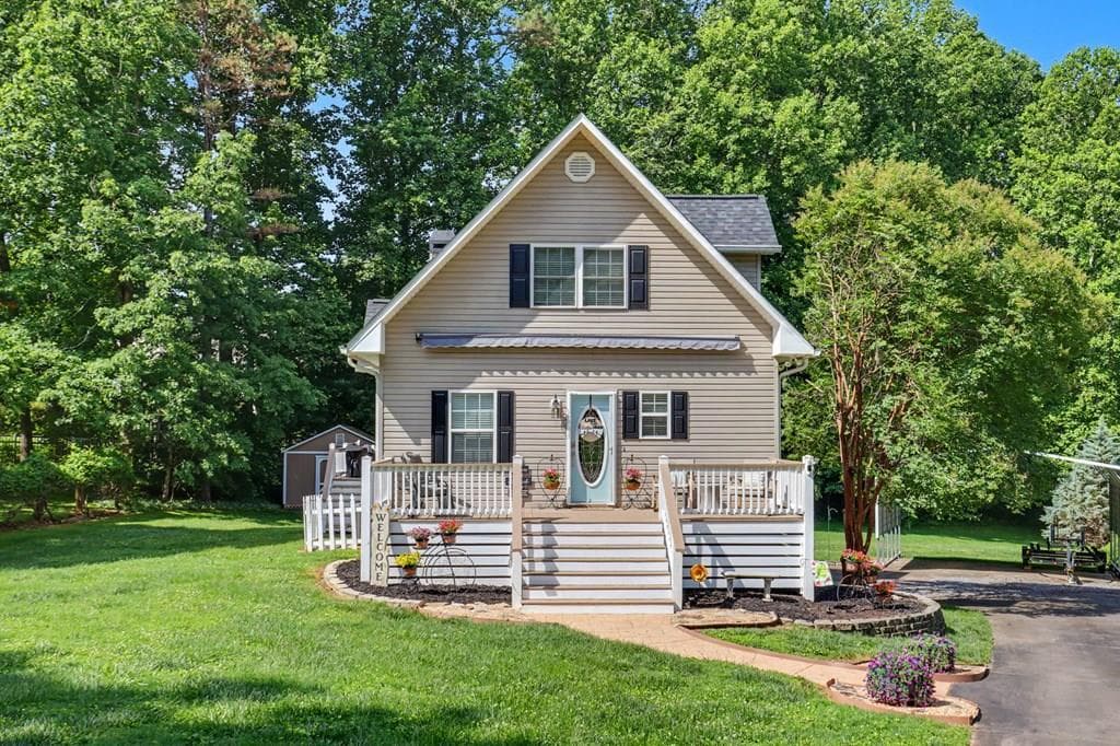 2255 Thunder Oak, Young Harris GA 30582 - Photo