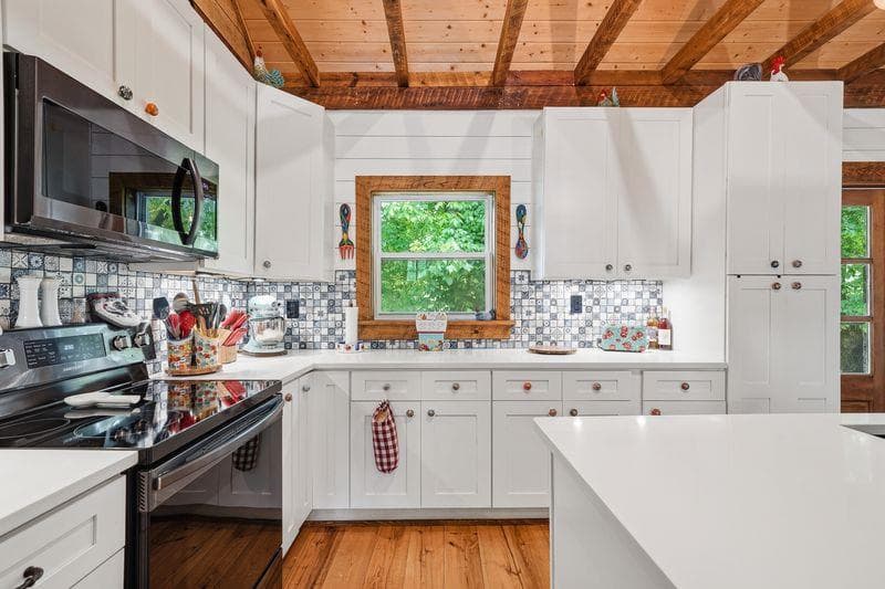 130 Old Blairsville Hwy, Talking Rock GA 30175 - Photo