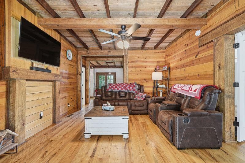 130 Old Blairsville Hwy, Talking Rock GA 30175 - Photo