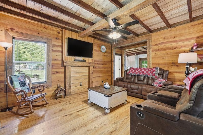130 Old Blairsville Hwy, Talking Rock GA 30175 - Photo