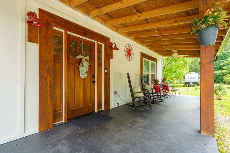 130 Old Blairsville Hwy, Talking Rock GA 30175 - Photo