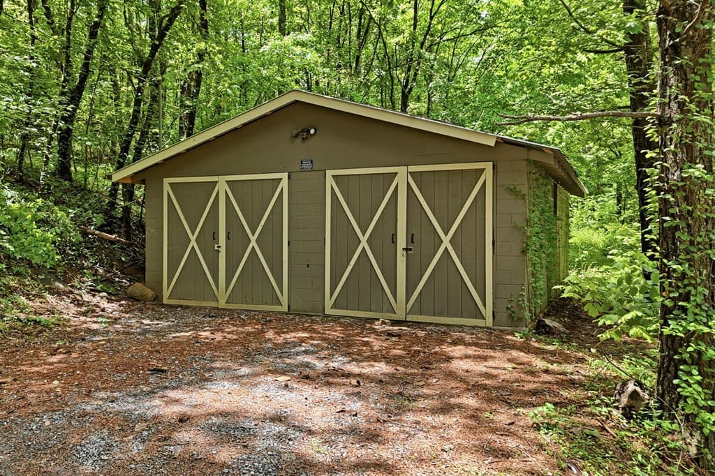 7741 Chatsworth Hwy/52w, Ellijay GA 30540 - Photo