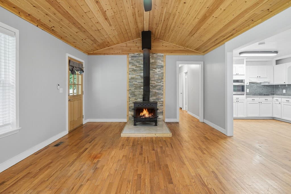 7741 Chatsworth Hwy/52w, Ellijay GA 30540 - Photo