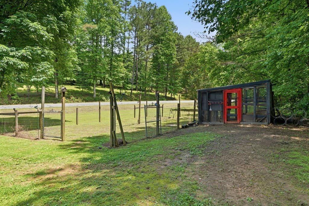 7741 Chatsworth Hwy/52w, Ellijay GA 30540 - Photo