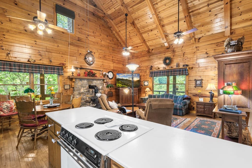 7866 Upper Hightower Road, Hiawassee GA 30546 - Photo