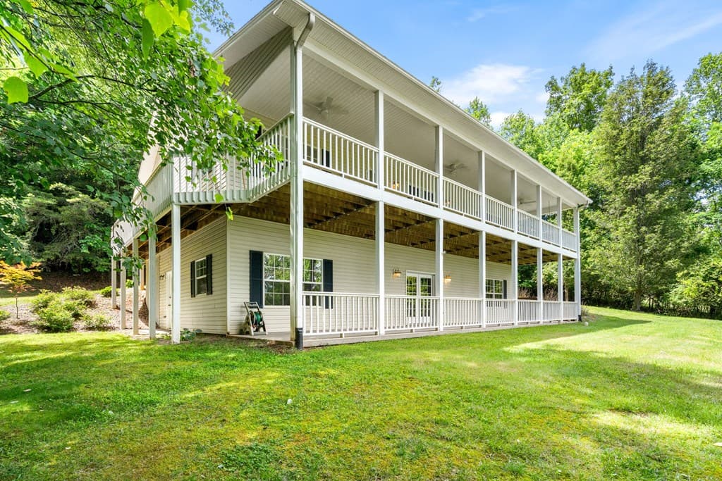 201 Tahlequah Ridge, Hayesville NC 28904 - Photo