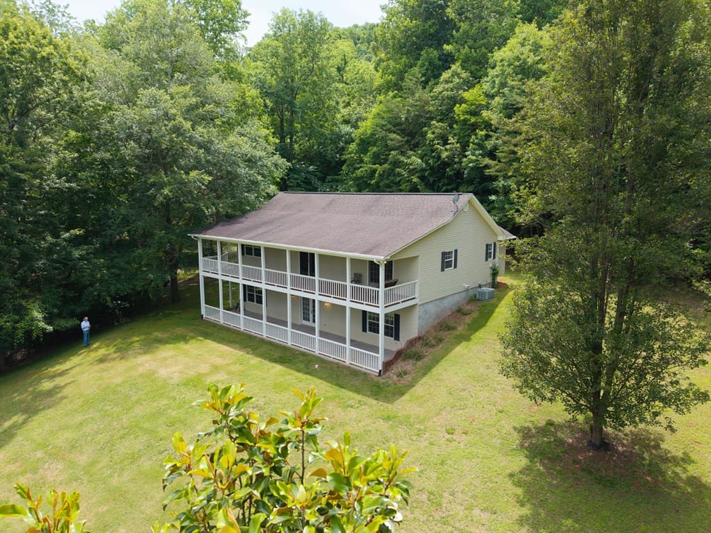 201 Tahlequah Ridge, Hayesville NC 28904 - Photo