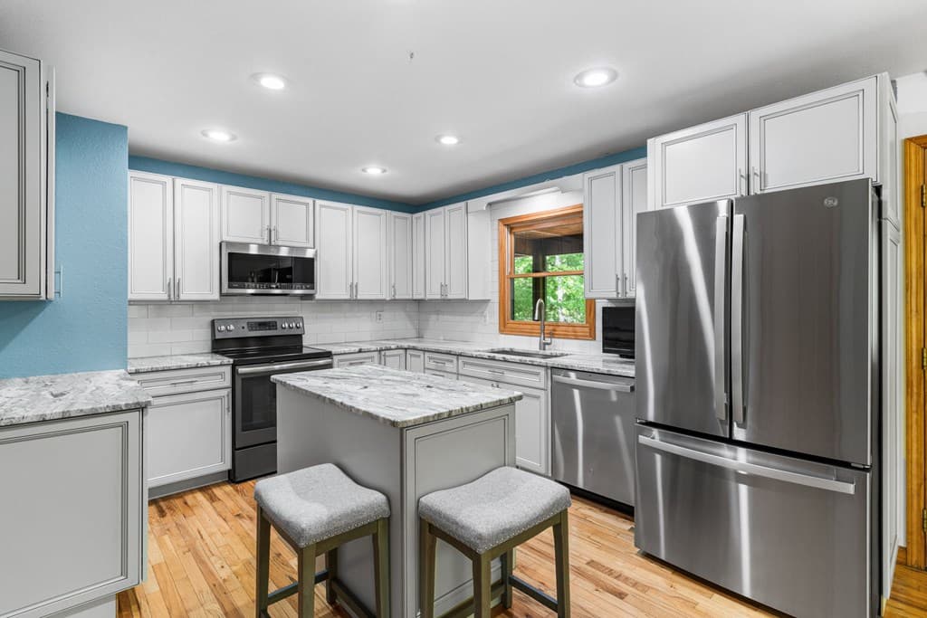 977 Tarheel Drive W, Murphy NC 28906 - Photo