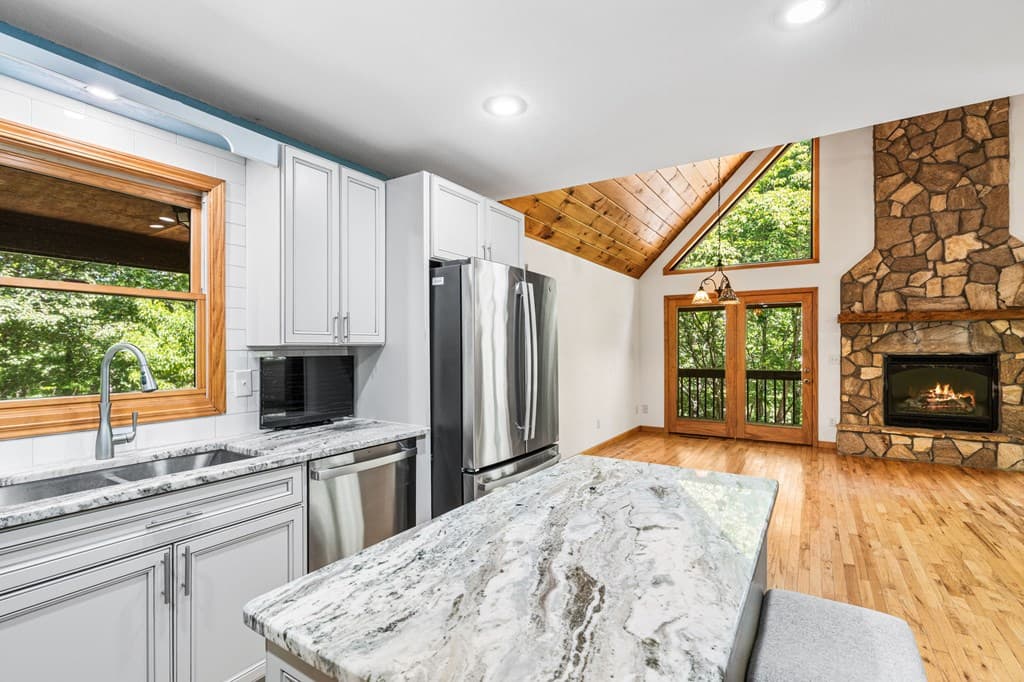 977 Tarheel Drive W, Murphy NC 28906 - Photo