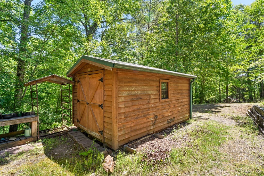 977 Tarheel Drive W, Murphy NC 28906 - Photo