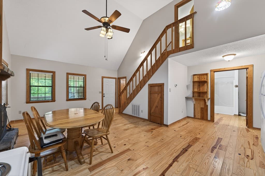 131 April Lane, Blairsville GA 30152 - Photo