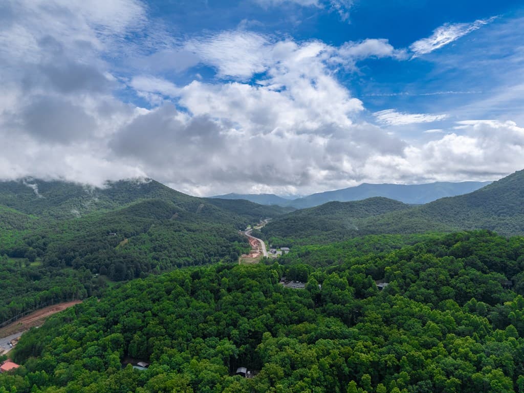 131 April Lane, Blairsville GA 30152 - Photo