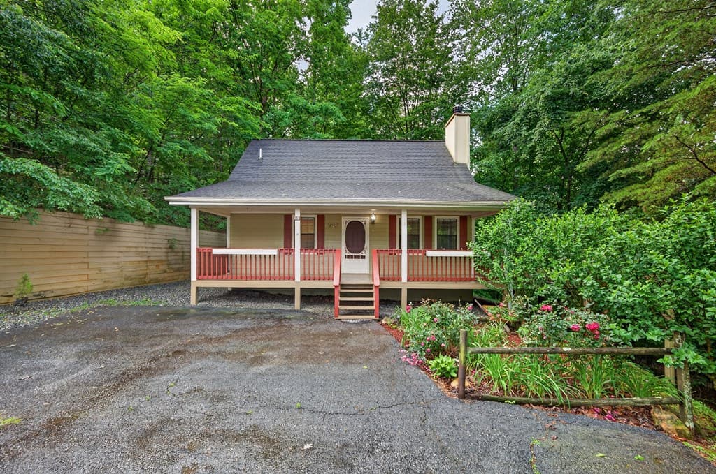 131 April Lane, Blairsville GA 30152 - Photo