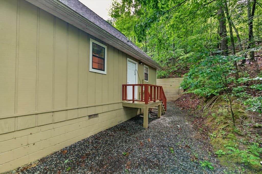 131 April Lane, Blairsville GA 30152 - Photo