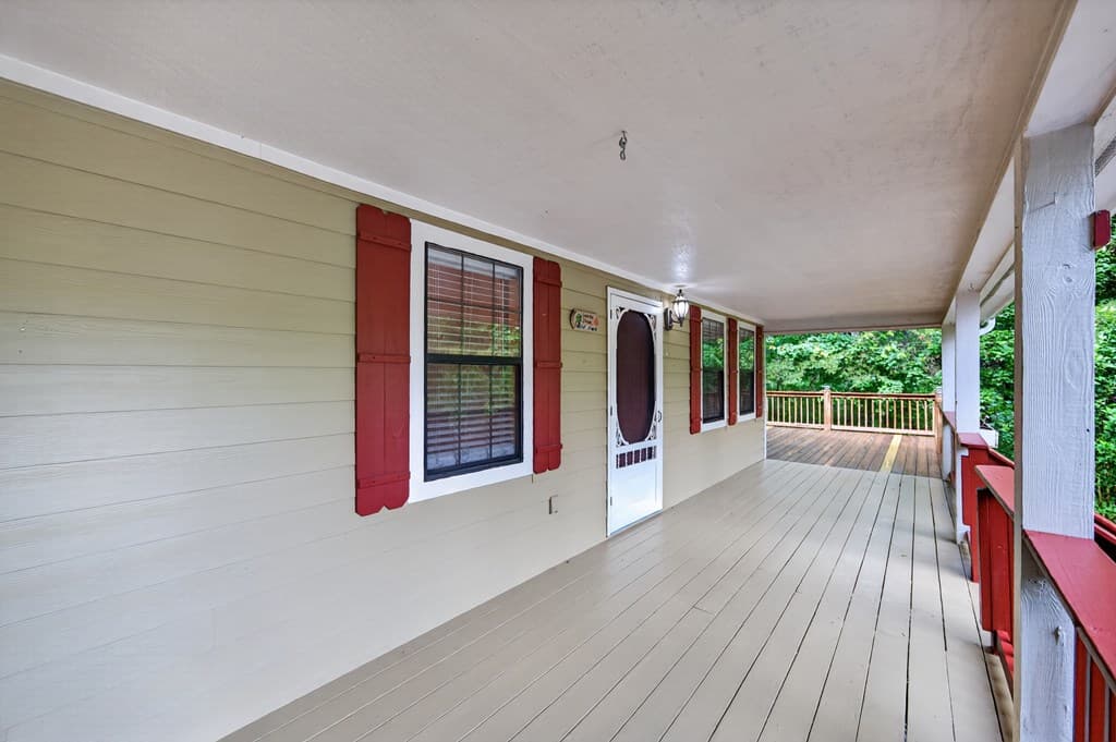 131 April Lane, Blairsville GA 30152 - Photo