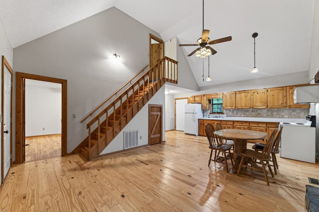 131 April Lane, Blairsville GA 30152 - Photo