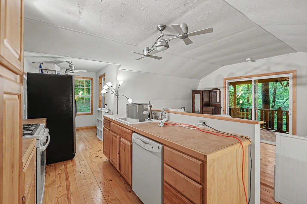 1070 Morgan Creek Road, Marble NC 28905 - Photo