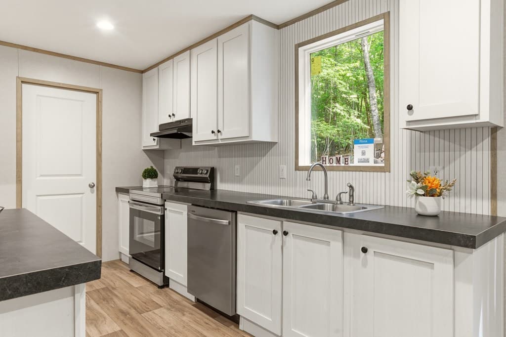 725 Tomahawk Trail, Blairsville GA 30512 - Photo