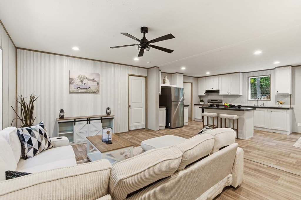 725 Tomahawk Trail, Blairsville GA 30512 - Photo
