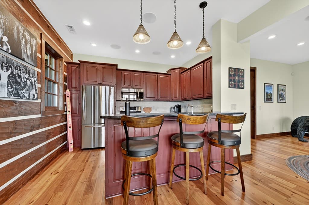 454 Genessee Path, Blue Ridge GA 30513 - Photo