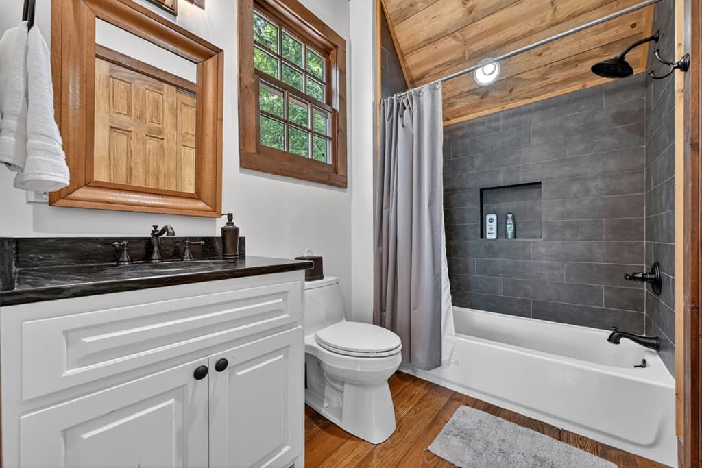 454 Genessee Path, Blue Ridge GA 30513 - Photo