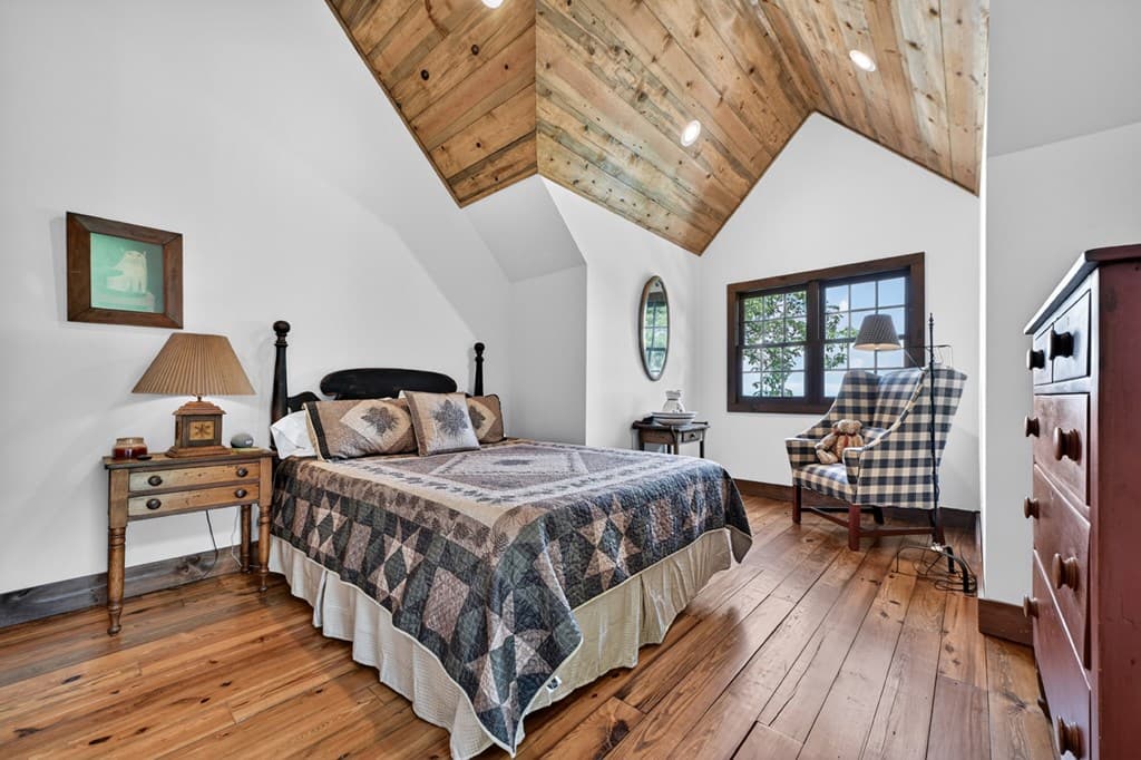 454 Genessee Path, Blue Ridge GA 30513 - Photo