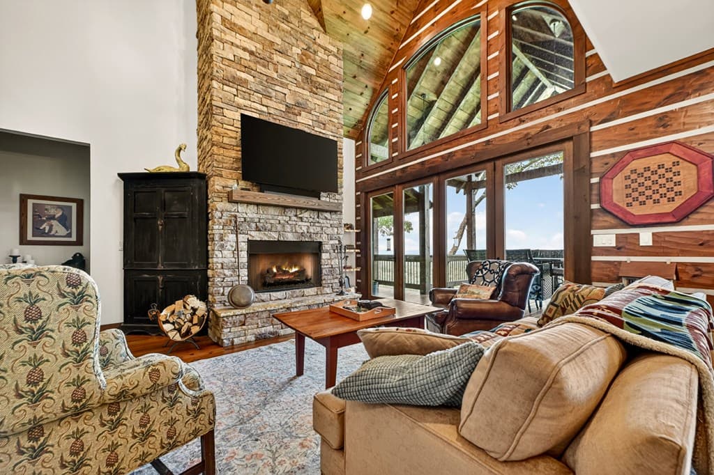 454 Genessee Path, Blue Ridge GA 30513 - Photo