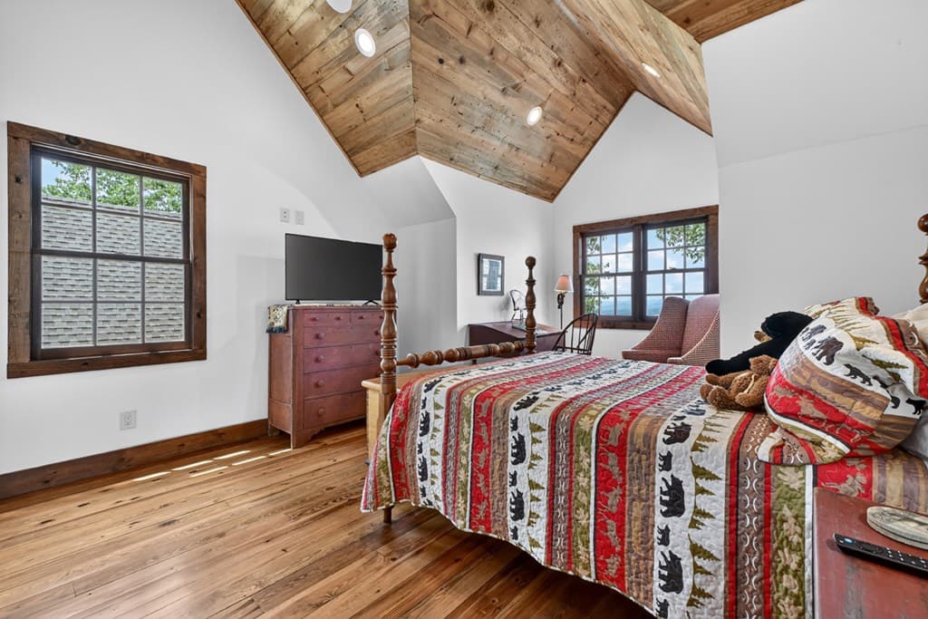 454 Genessee Path, Blue Ridge GA 30513 - Photo