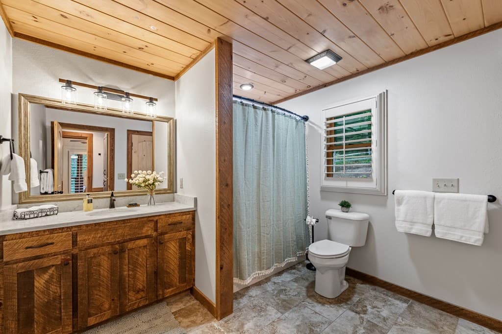 128 Ridge Brook Drive, Morganton GA 30560 - Photo